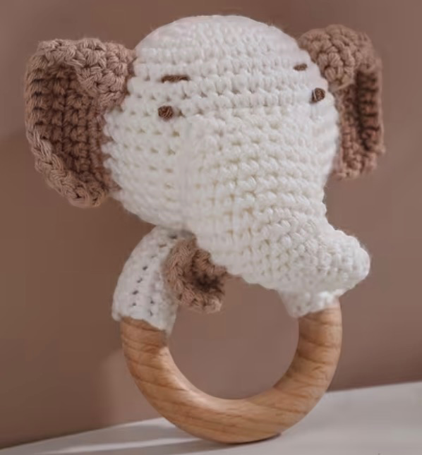FET handknitted rattle
