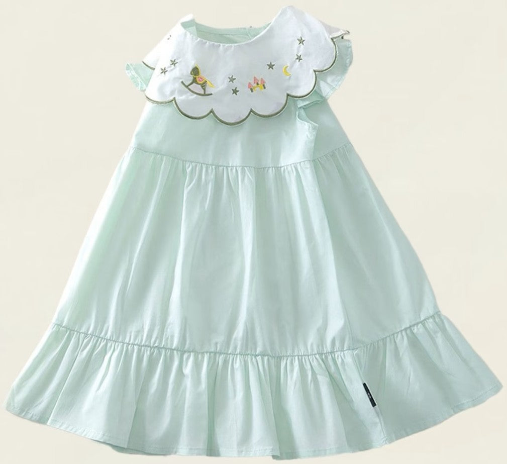BT Cotton dress collar detail
