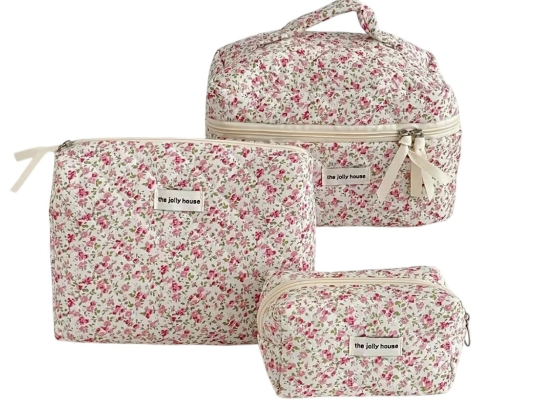 FET S3 floral print cosmetic set