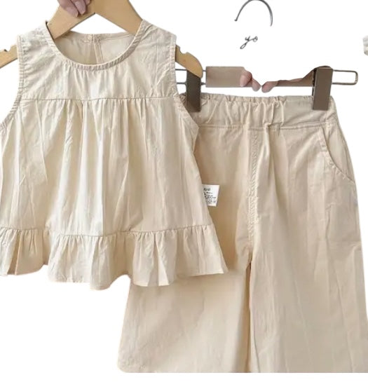 BT S2 Culottes cute top