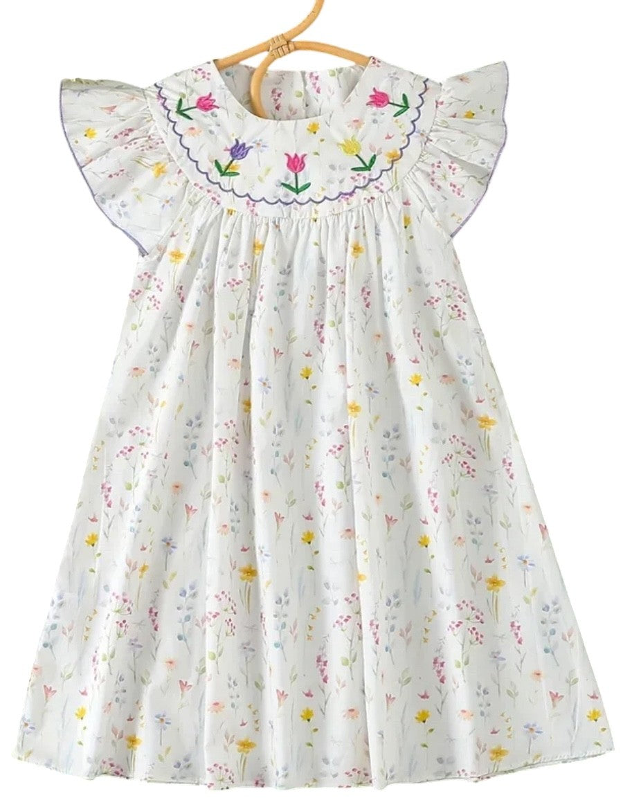 BT Cotton dress collar detail