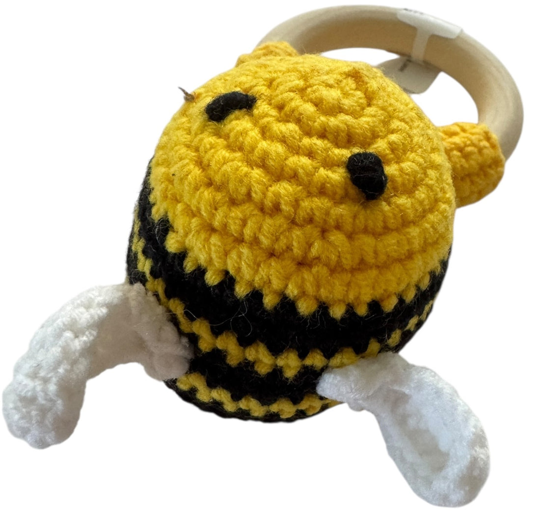 FET handknitted rattle
