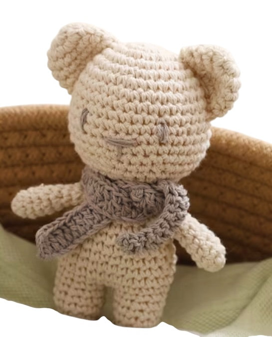 FET handknitted animal