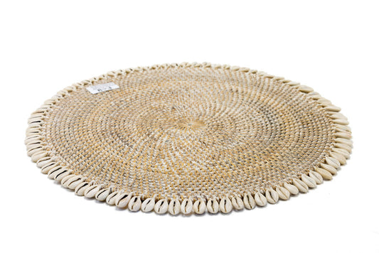 Rattan Oval Placemat with Shells